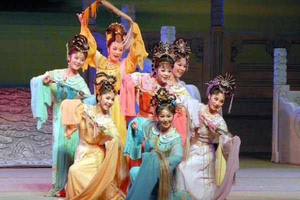 七仙女下凡，竟遭神秘命格诅咒