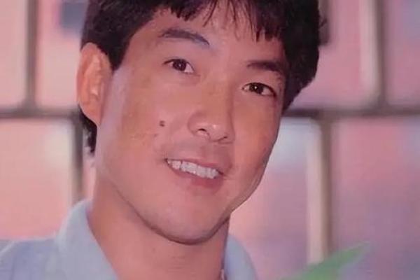 元彪面相揭秘：五官间隐藏的运势秘密